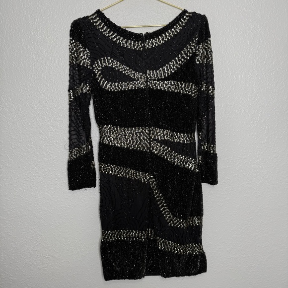 Pre-Owned women's Aidan Mattox Fully Beaded Sequin Dress With sleeves size 6 - Picture 5 of 10